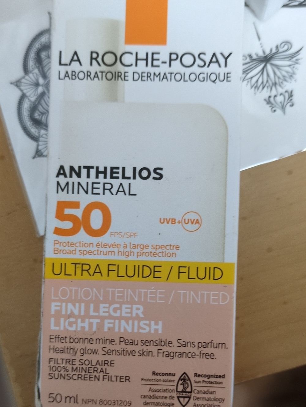 La Roche-Posay Anthelios Mineral Tinted Primer SPF 50 - Light Finish (Tinted)
